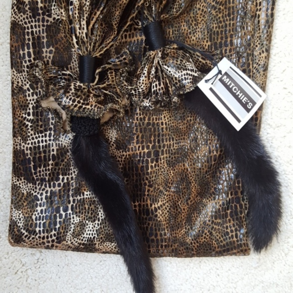 NWT Mitchie's Snake Design Scarf w/ Mink Fur Tails